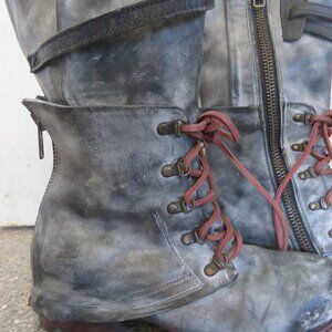 Free Bird Ravi boot size 10